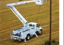 ट्रेलर माउंटेड आर्टिकुलेटिंग बूम लिफ्ट Altec TA55