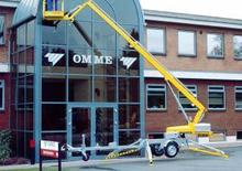 ट्रेलर माउंटेड टेलीस्कोपिक बूम लिफ्ट OMMELIFT Omme 1050E