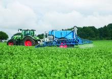 ट्रेल्ड फील्ड स्प्रेयर Lemken Albatros 12/6000