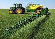 ट्रेल्ड फील्ड स्प्रेयर John Deere R 962 i