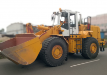व्हील लोडर Belaz 68010