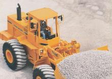 व्हील लोडर John Deere Construction 744 E