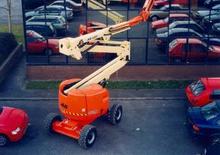 व्हील्ड आर्टिकुलेटिंग बूम लिफ्ट JLG 450A Semi Track