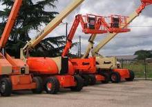 व्हील्ड आर्टिकुलेटिंग बूम लिफ्ट JLG 800A