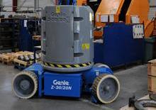 व्हील्ड आर्टिकुलेटिंग बूम लिफ्ट Genie Z-40/23N