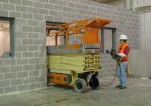 व्हील्ड सिज़र लिफ्ट JLG 2630 ES