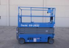 व्हील्ड सिज़र लिफ्ट Genie GS-2632 Hydraulic