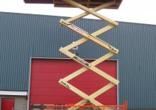 व्हील्ड सिज़र लिफ्ट Holland-Lift HL-160 T24
