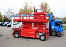 व्हील्ड सिज़र लिफ्ट PB PB S240-24E 4x4