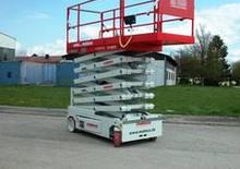 व्हील्ड सिज़र लिफ्ट Weiss SAB B-137 L