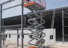 व्हील्ड सिज़र लिफ्ट Skyjack SJ 8831