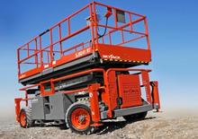 व्हील्ड सिज़र लिफ्ट Skyjack SJ 9241