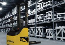 वॉकी स्टेकर Hyundai 16 HS 7