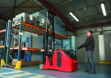वॉकी स्टेकर Manitou ES 713 GPF