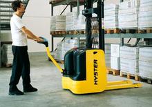वॉकी स्टेकर Hyster S1.6