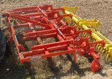 कल्टीवेटर Pöttinger Synkro 4003 K