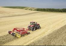 कल्टीवेटर Pöttinger Synkro 5030 T nova